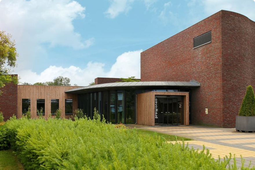 Umbraco.Cms.Core.Models.MediaWithCrops`1[Umbraco.Cms.Web.Common.PublishedModels.Image]